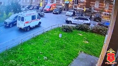 В Мурино мужчина угнал скорую и попал на ней в ДТП