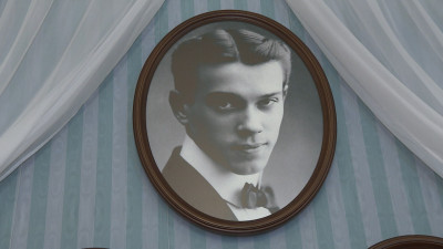 Жизнь легендарного импресарио: чем удивит   открывшаяся в Музее политической истории выставка «Сам Дягилев»