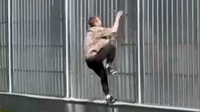 Мужчина, сбежавший от полиции в отделение полиции, стал фигурантом уголовного дела