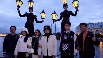 Дети сотрудников Министерства общественной безопасности Вьетнама посетили Петербург