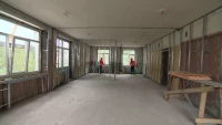 В Красногвардейском районе модернизируют три школы и поликлинику, капремонт идет в Центре помощи семье и детям