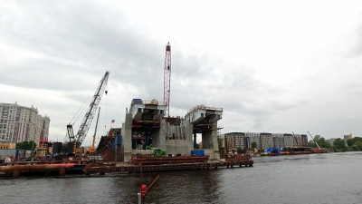 «С опережением сроков»: как продвигается строительство Большого Смоленского места