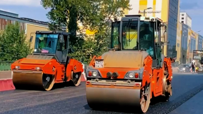 На мосту Энергетиков обновляют асфальт