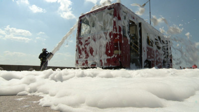 Лучшие спасатели Петербурга демонстрировали свои навыки в парке 300-летия