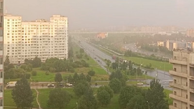Северо-запад Петербурга накрыло ливнем
