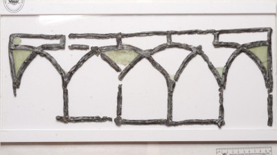 Уникальный витраж из древнего Ниена восстановлен петербургскими реставраторами