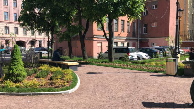 Сквер на улице Некрасова благоустроили раньше срока