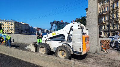 В Петербурге обновят Обуховский мост через реку Фонтанку