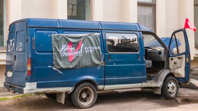 «Народный фронт» Петербурга передал автомобиль ГАЗ Соболь в зону СВО
