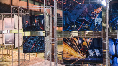 На Ижорском заводе открылась фотовыставка «Стальное сердце России»