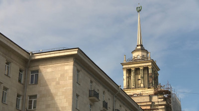 Дом со шпилем на Московском проспекте получил статус памятника регионального значения