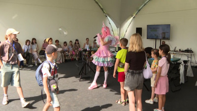 Для детей и взрослых: в парке Авиаторов второй день проходит Большой семейный фестиваль