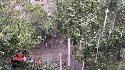 Ливень освежил Петербург