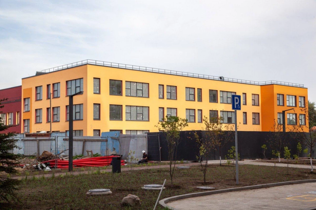 К энергоснабжению в первом полугодии к подключили более 40 социальных объектов Петербурга - tvspb.ru