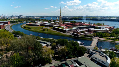 За первые шесть месяцев текущего года в бюджет Петербурга поступило 629 млрд рублей