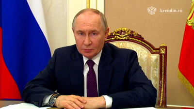 Путин поручил проработать дополнительные меры поддержки участников СВО