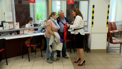 Правительство Петербурга выплачивает премии супругам-юбилярам