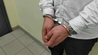 Полиция задержала жениха и шафера, которые устроили стрельбу из травмата у ЗАГСа на Васильевском острове