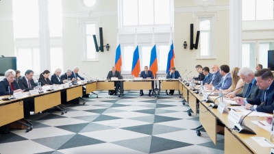 Алексей Дюмин принял участие в заседании комиссии Госсовета по вопросам поддержки ветеранов боевых действий – участников СВО и членов их семей