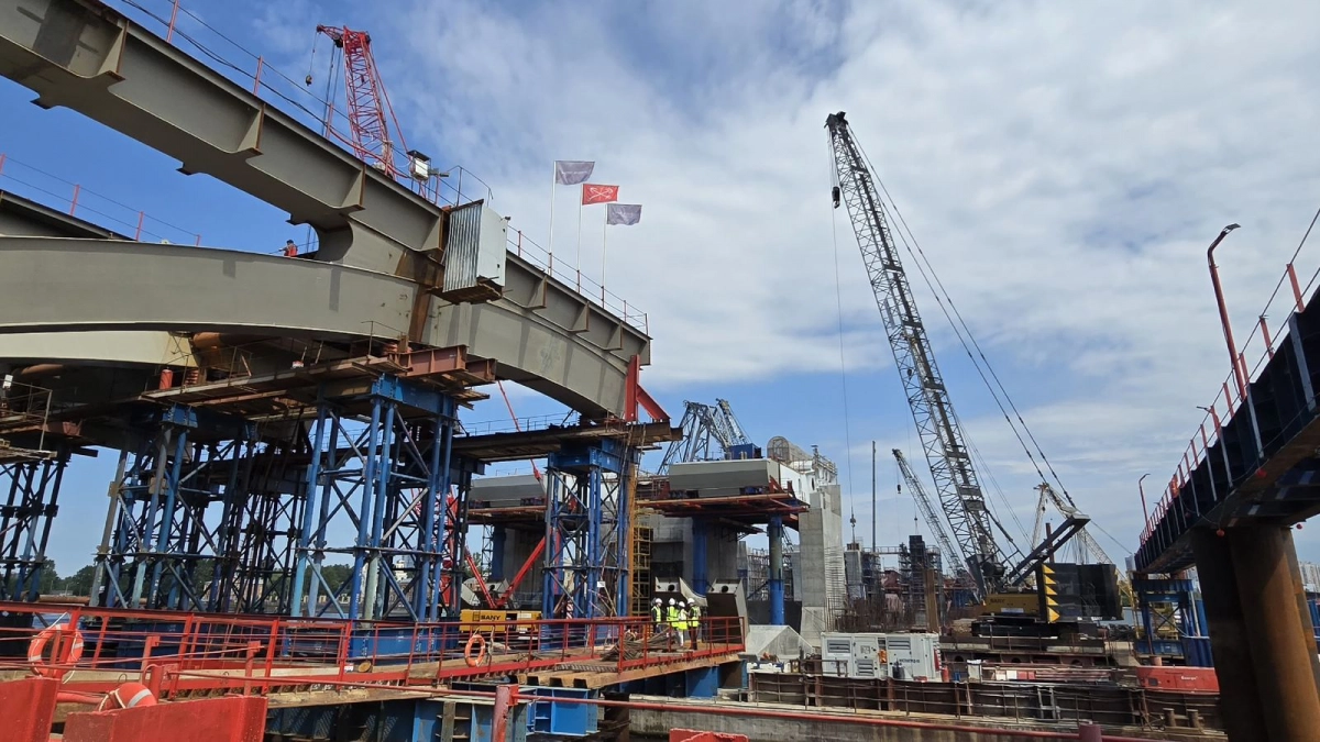 Александр Беглов: строительство Большого Смоленского моста идёт с опережением сроков - tvspb.ru