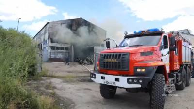 В Амурской области огонь охватил более тысячи «квадратов» предприятия