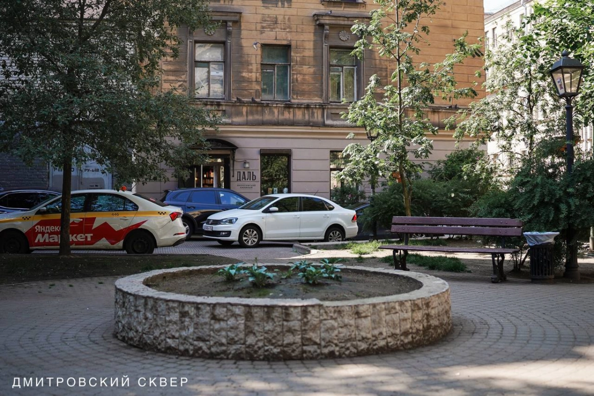 Дмитровский сквер в центре Петербурга планируют благоустроить к началу сентября - tvspb.ru