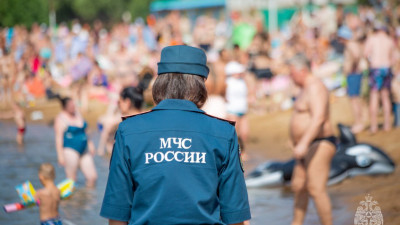 Спасатели призывают не забывать о безопасности во время отдыха на водоемах