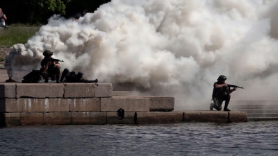В Кронштадте на Ленинградской военно-морской базе прошли учения — отработка угрозы нападения подводных диверсантов