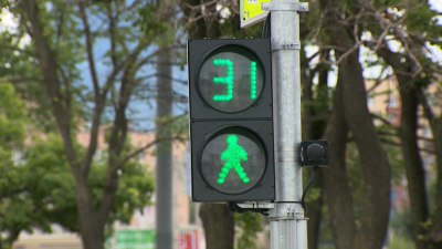 В 2025 году около 100 петербургских светофоров оснастят устройствами голосового сопровождения