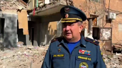 Спасатели завершили разбор конструкций на месте обрушения дома в Астрахани