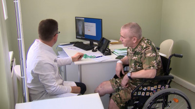 С августа 2025 года в поликлиниках Петербурга начинает работать новый проект — «Здоровье для СВОих»