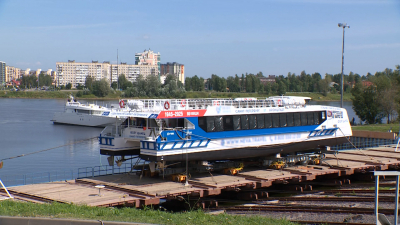 Катамаран «Форт Шанец» спустили на воду