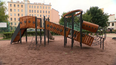 Обновленный Джазовый сквер на Загородном проспекте планируют открыть до конца июля 2025 года