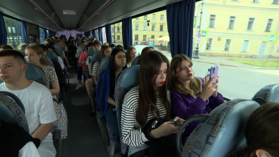 В 2025 году СПб ГУП «Пассажиравтотранс» перевез более 5 тыс. детей к местам летнего отдыха