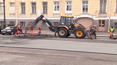 За шесть месяцев 2025 года в Петербурге устранены дефекты на 450 тыс. кв. м дорожного покрытия