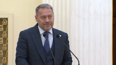 Александр Беглов поздравил председателя Законодательного собрания Александра Бельского с юбилеем