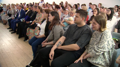 Вдохновляя на будущие успехи в материнстве: в роддоме № 10 говорили о медико-социальном проекте «Первенец»