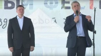 Гостей Большого семейного фестиваля приветствовали руководители администраций Красносельского и Петродворцового районов