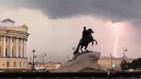 Ученый рассказал, реальны ли шаровые молнии