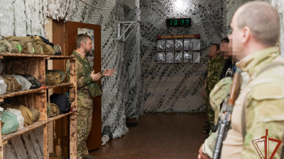 В ЛНР священник РПЦ встретился с росгвардейцами