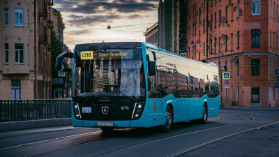В Петербург прибудут более 500 новых электробусов и автобусов