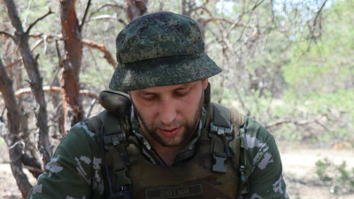 Фельдшер с позывным «Лютый» обучает бойцов навыкам тактической медицины