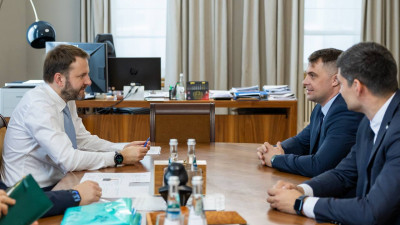 Максим Орешкин стал наставником участника второго потока программы «Время героев» Ильи Макарова