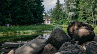 На Верхних прудах Екатерининского парка началась реставрация плотин