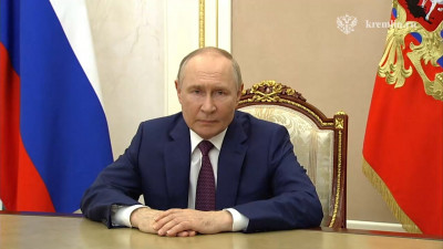 Владимир Путин поздравил россиян с Днем Военно-морского флота