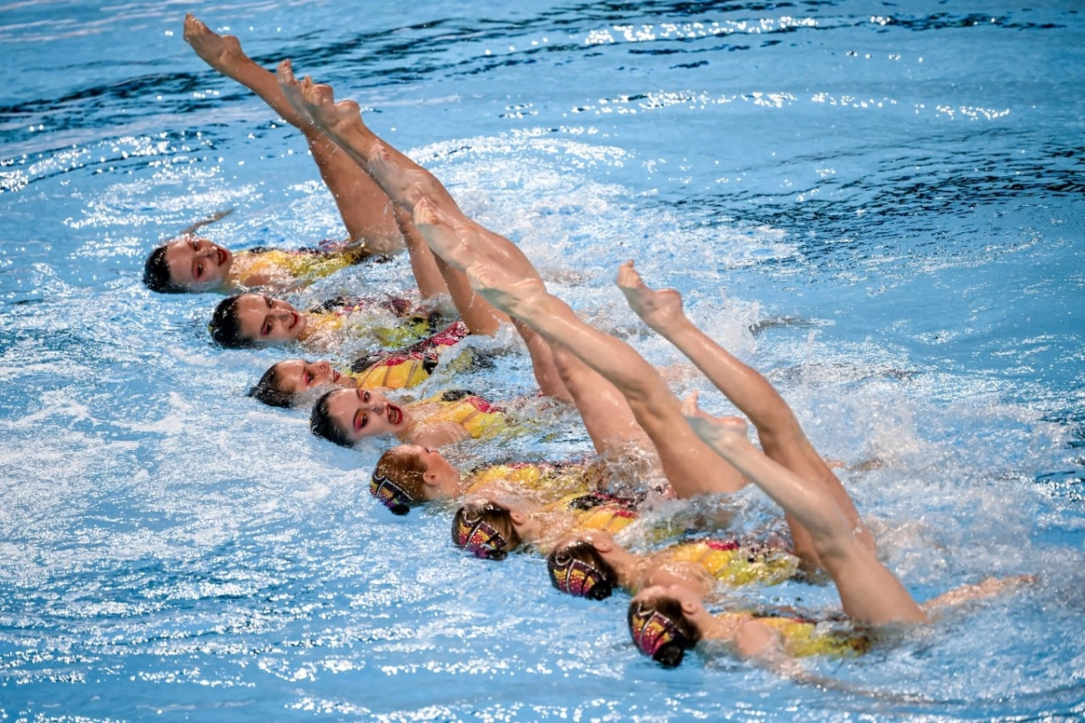 На чемпионате мира по водным видам спорта спортсменки из Петербурга завоевали серебряные медали - tvspb.ru