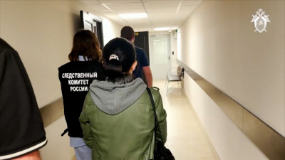 Мать и сына задержали в Петербурге по делу о мошенничестве с турпутевками