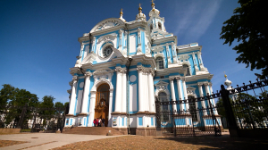 Место духовной силы: история создания Смольного собора
