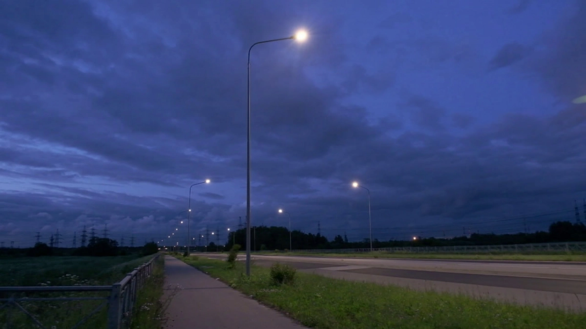 Александр Беглов: Завершилась модернизация освещения Усть-Ижорского шоссе - tvspb.ru