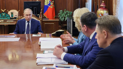 Путин поручил обратить внимание на регионы с высоким уровнем онкозаболеваемости